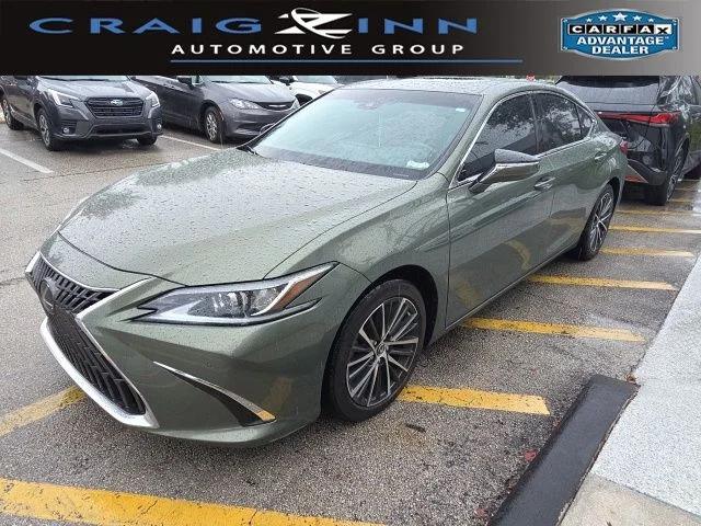 2023 Lexus ES 350 350's photo