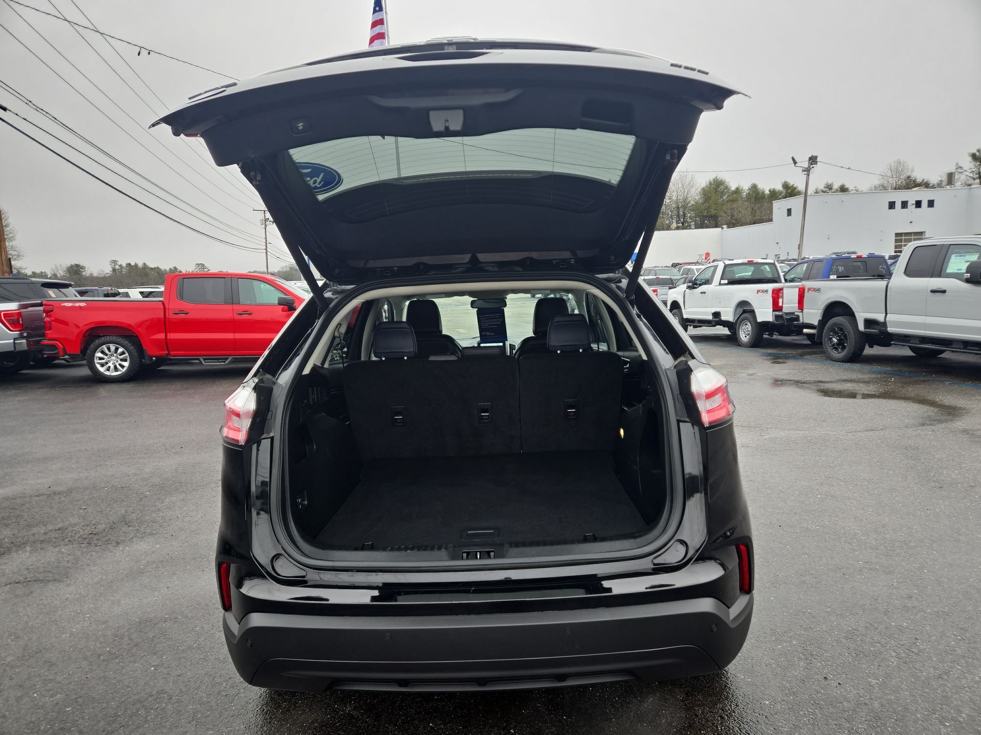 View vehicle photo 3