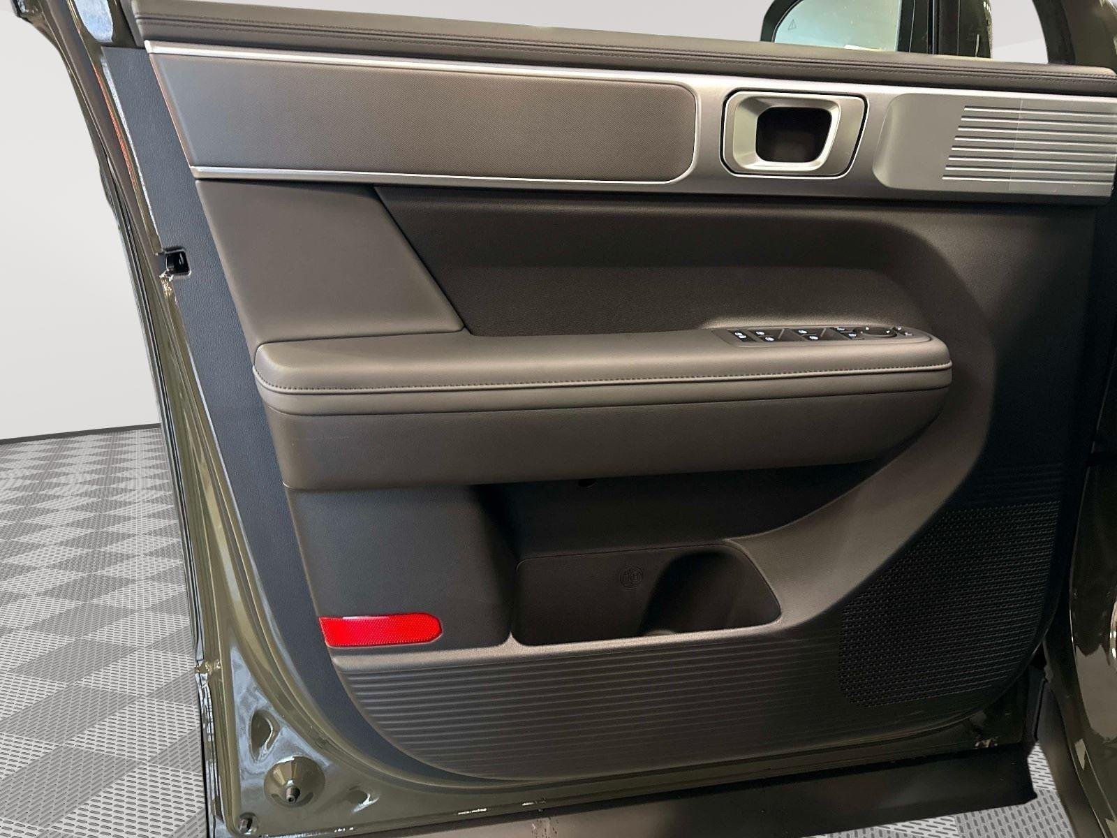 New 2026 Rockwood Green Hyundai SEL AWD image 19