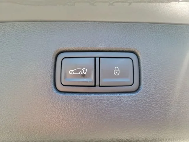 2024 GENESIS GV80 Standard - Photo 8