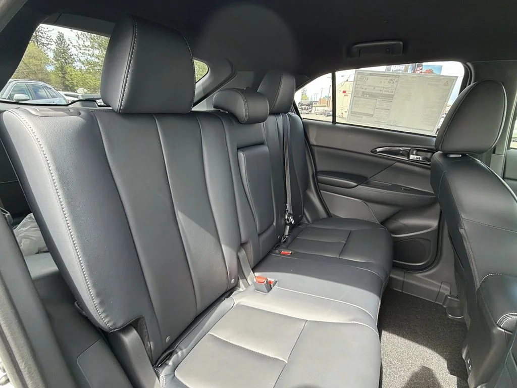 New 2026 White Diamond Mitsubishi SEL AWD image 23