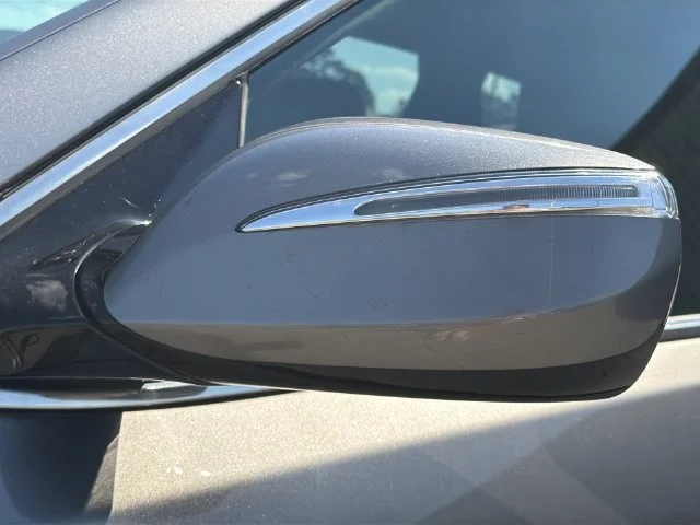 Used 2018 Gray Hyundai 2.4 Base image 39