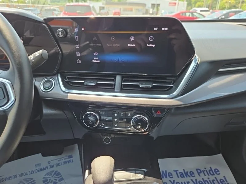 Used 2025 Blue Chevrolet ACTIV image 30