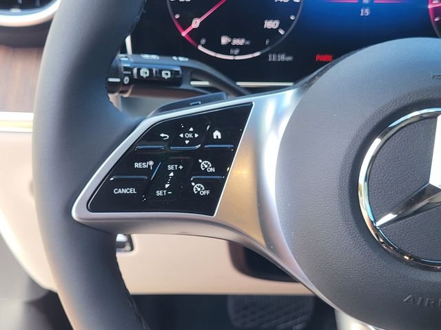 New 2026 Polar White Mercedes-Benz GLC 300 image 16