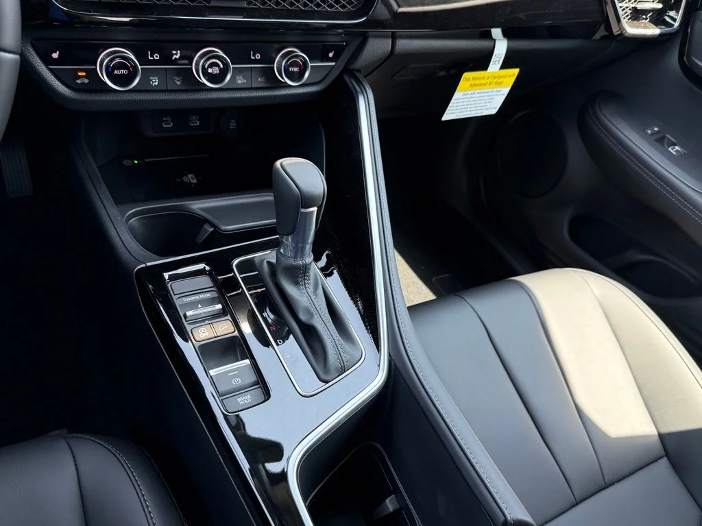 New 2026 Platinum White Pearl Acura Base image 22