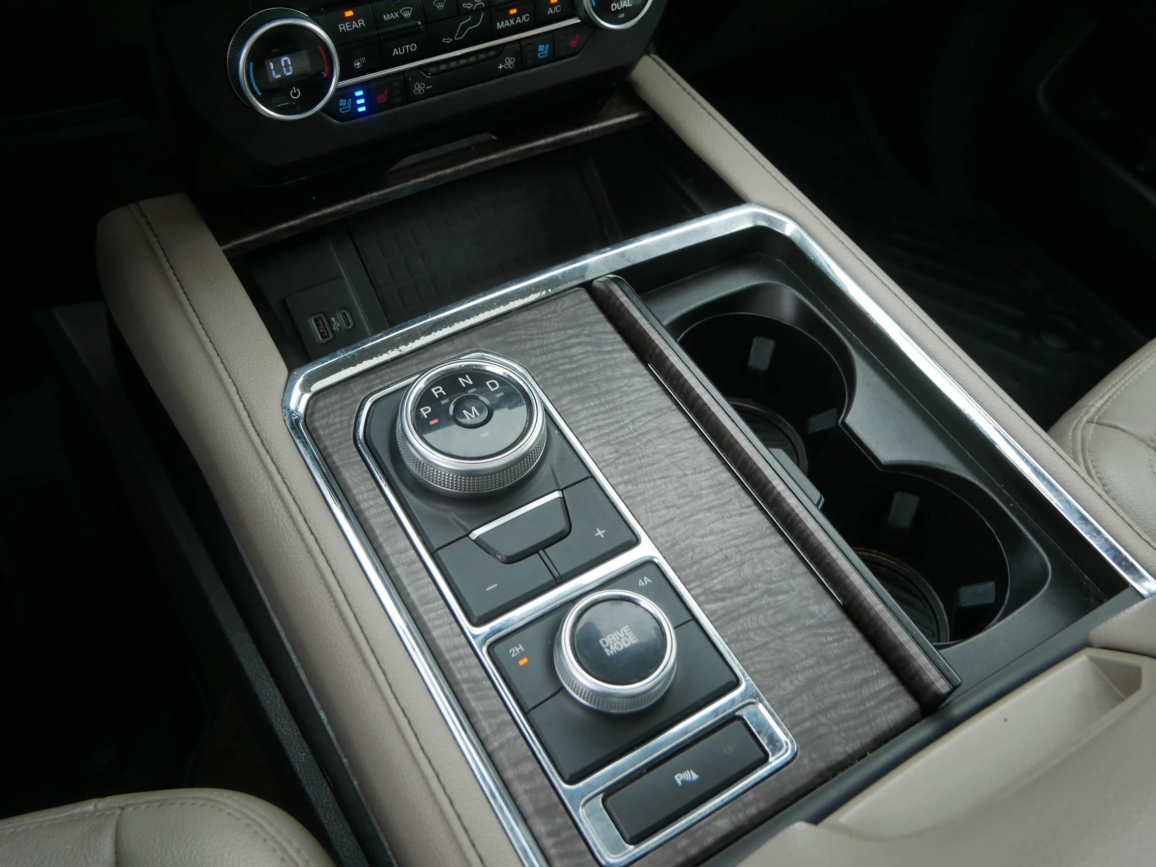 Used 2020 Agate Black Ford Limited image 35
