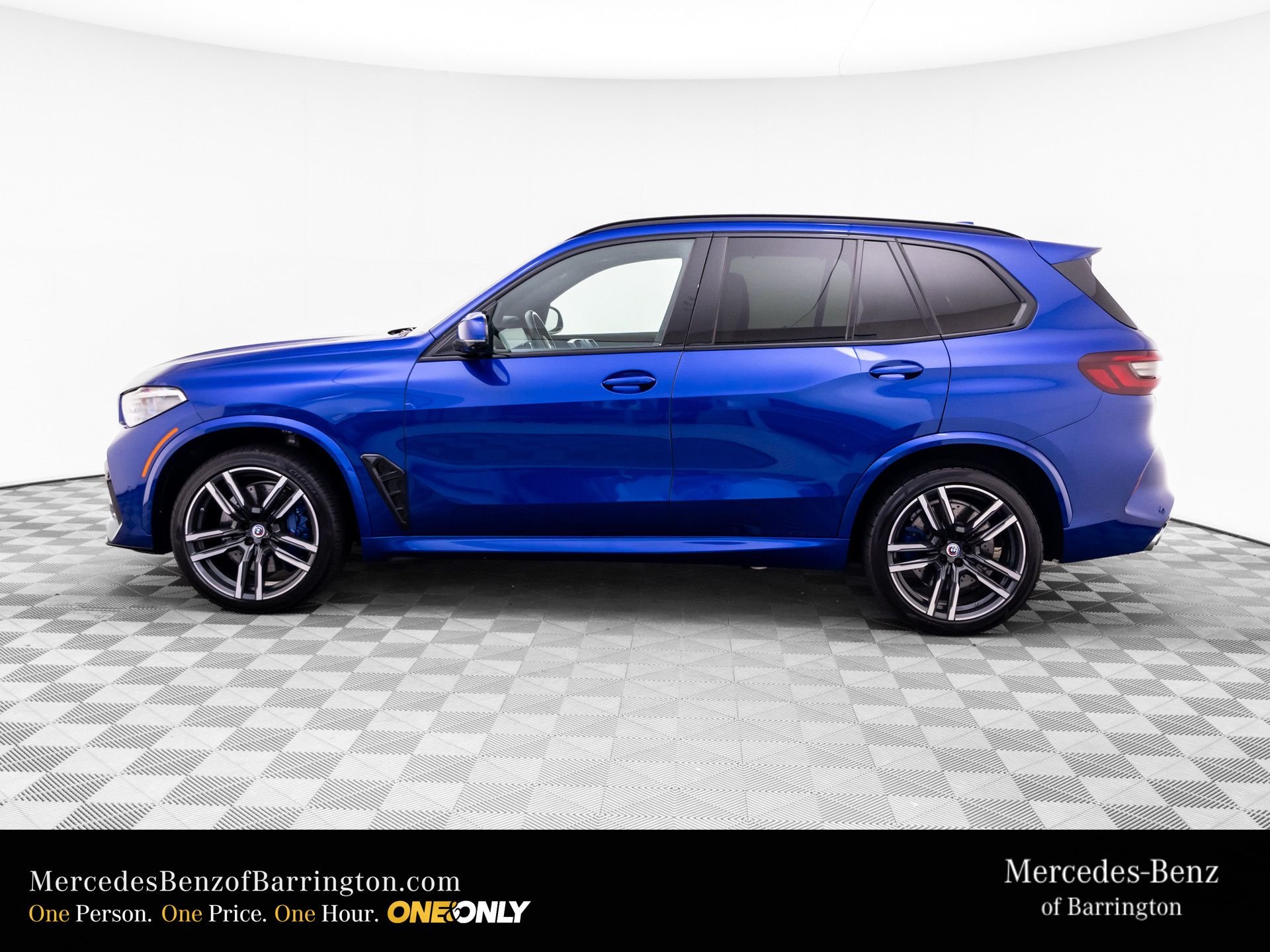 Used 2023 Blue BMW Base image 2