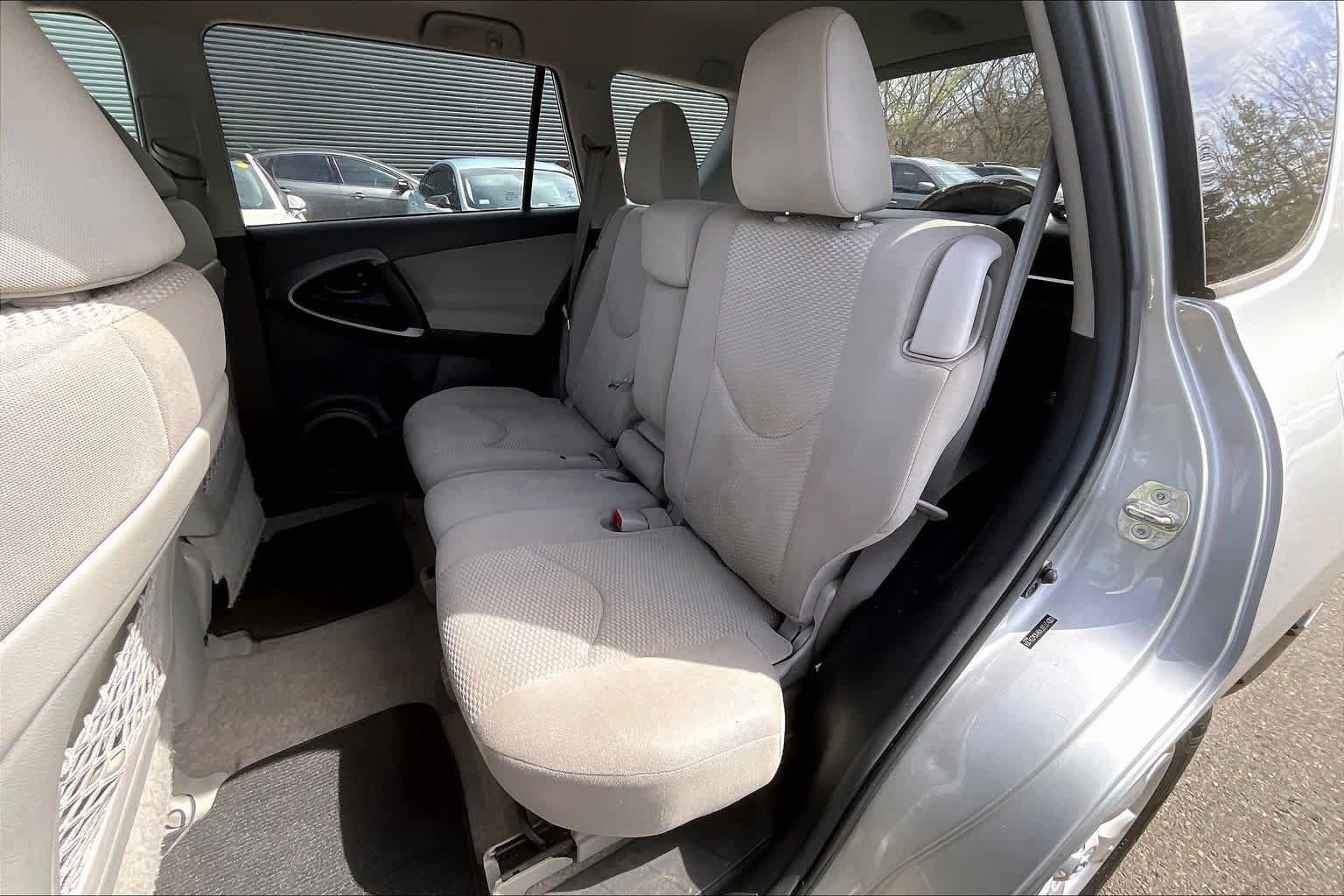 Used 2012 Classic Silver Metallic Toyota  image 21