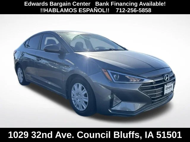 Used 2019 Gray Hyundai SE image 1