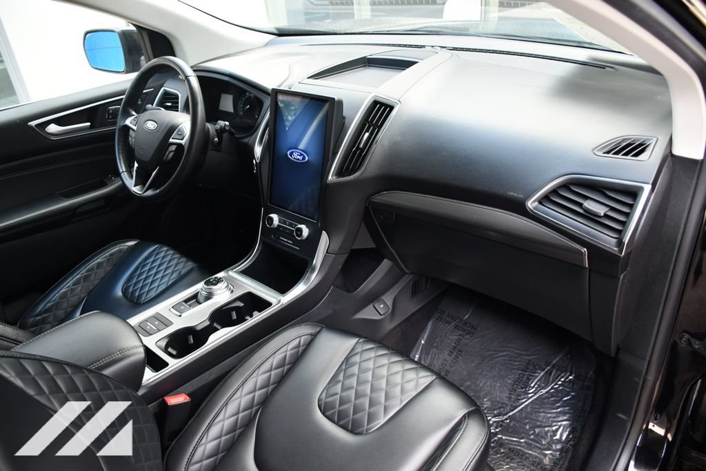 Used 2024 Black Ford Titanium image 29