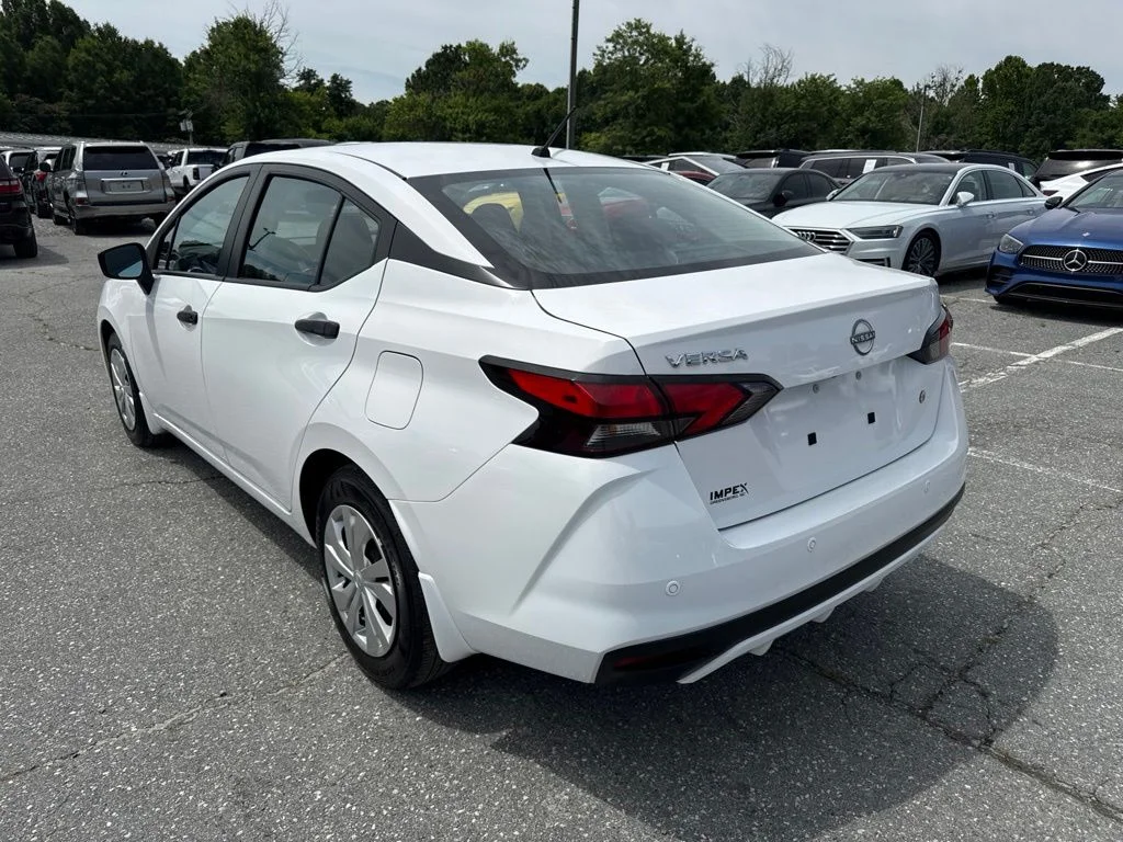 Used 2025 White Nissan 1.6 S image 4