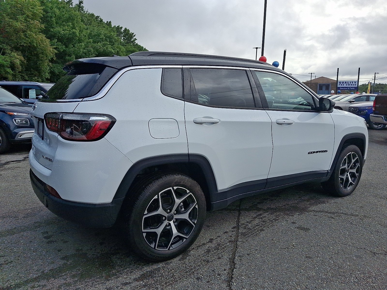 Used 2025 Bright White Clearcoat Jeep Limited image 6