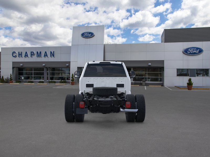 2025 Ford F-600 Super Duty Chassis Cab XL - Photo 5