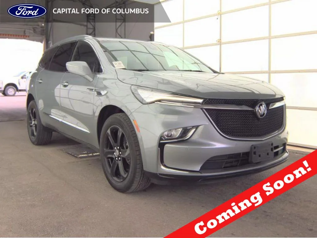 2023 Buick Enclave Essence's photo