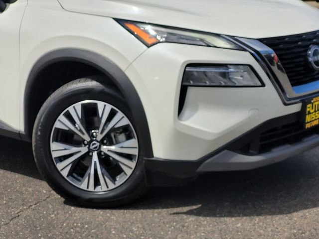 Used 2023 White Nissan SV image 9