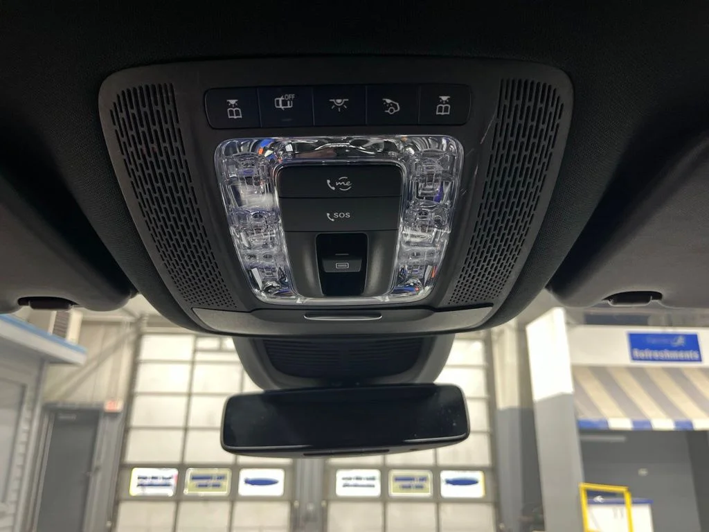 Used 2020 Black Mercedes-Benz GLE 350 image 28