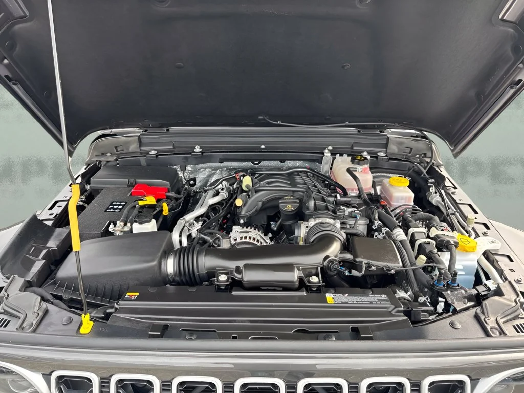 Used 2026 Gray Jeep Sahara image 27