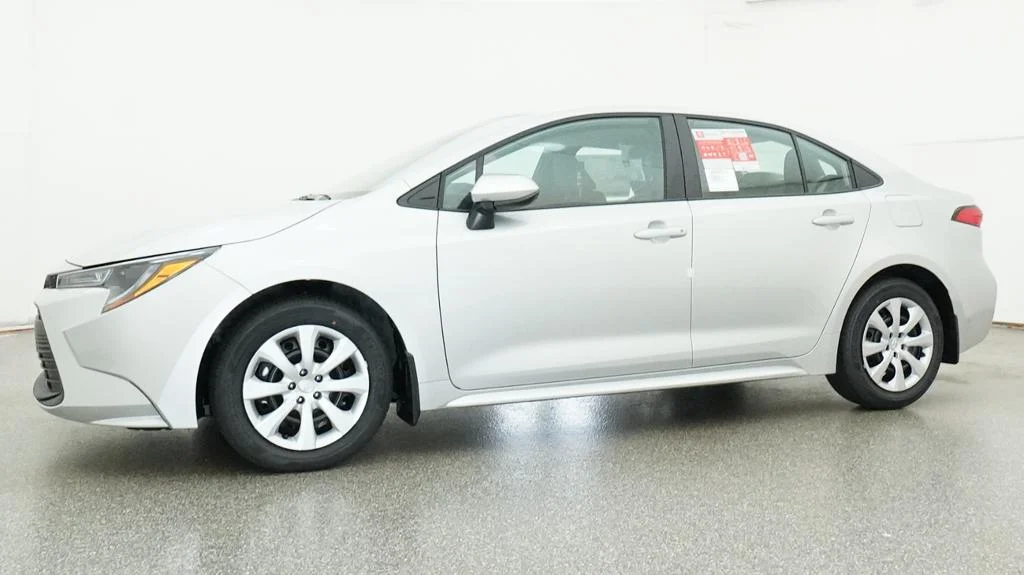 New 2026 Classic Silver Metallic Toyota LE image 4