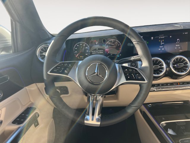 New 2026 Silver Mercedes-Benz GLB 250 image 12