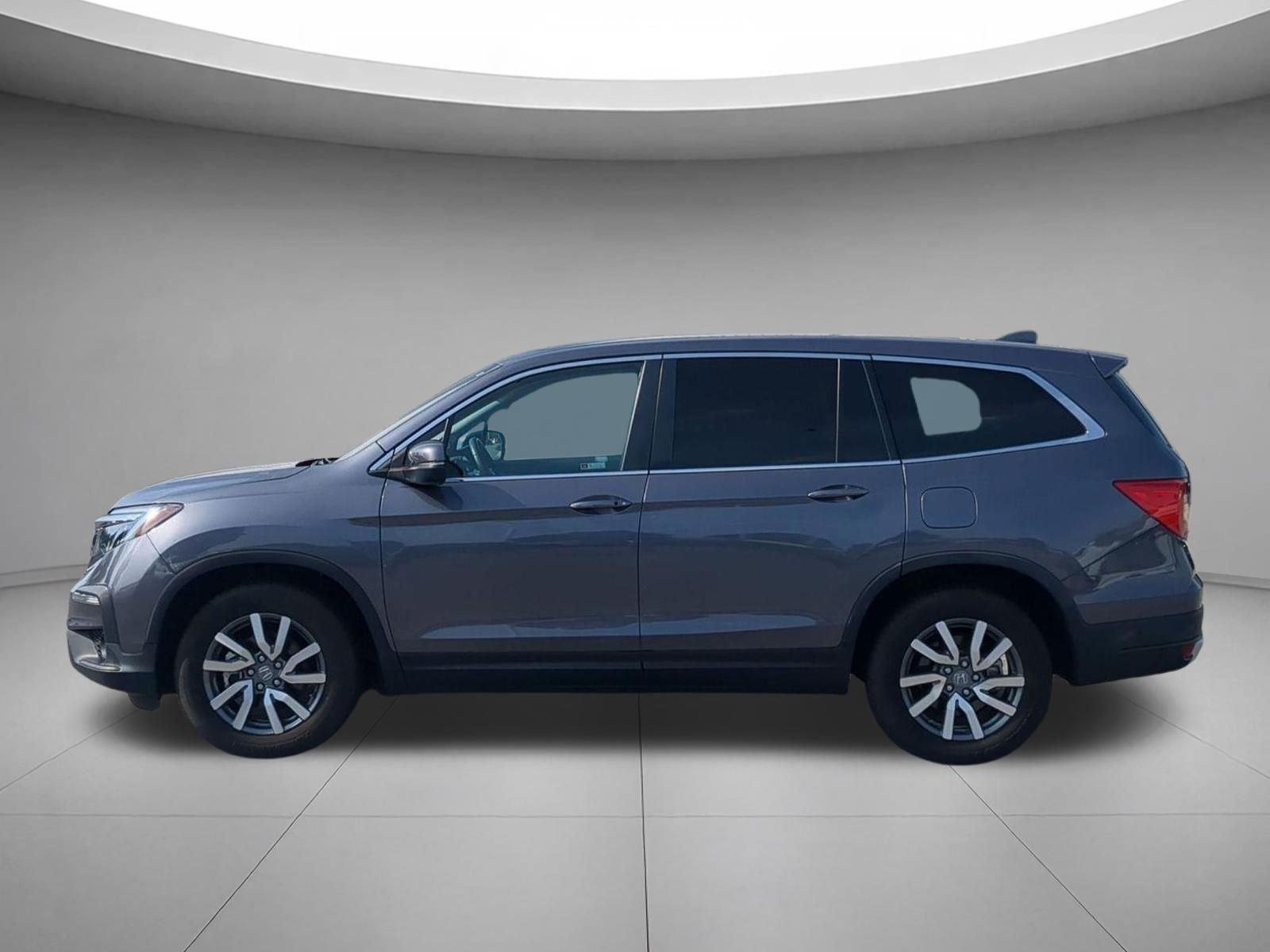 Used 2022  Honda EX-L image 2