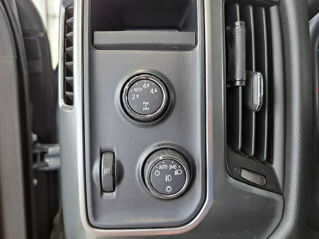 Used 2015 Gray Chevrolet LT image 11
