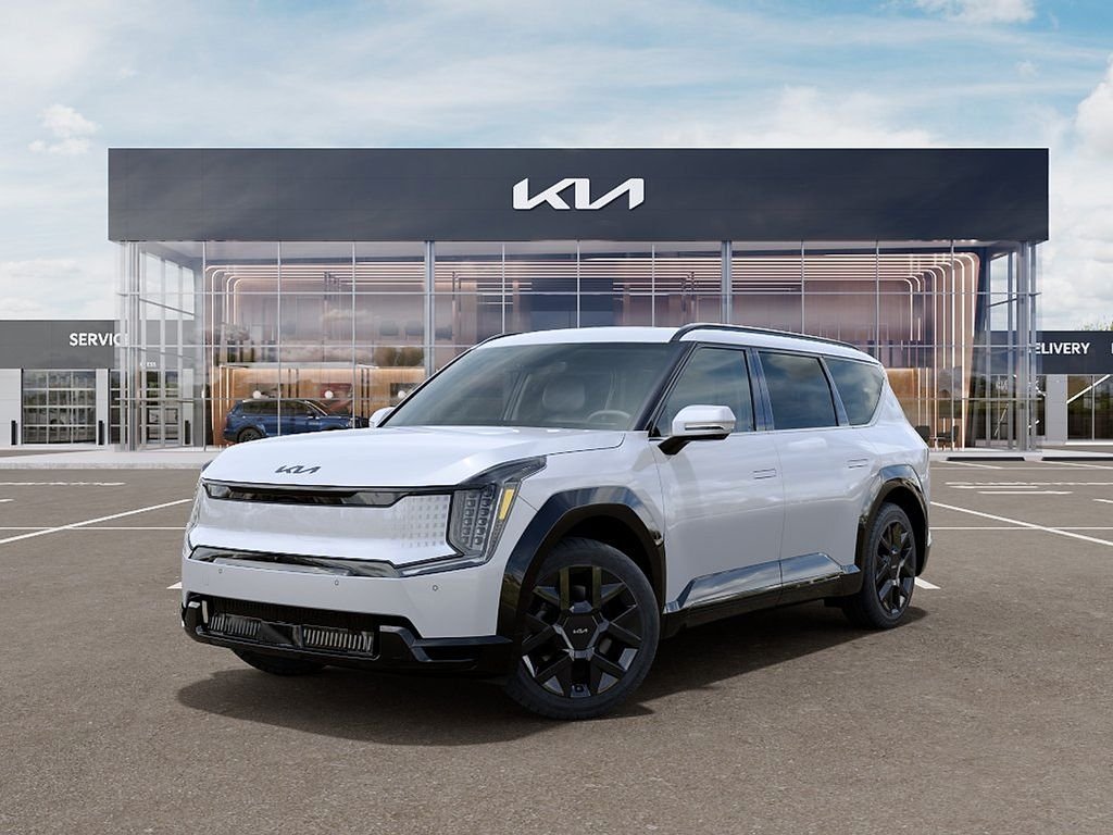 New 2026 White Kia Land image 1