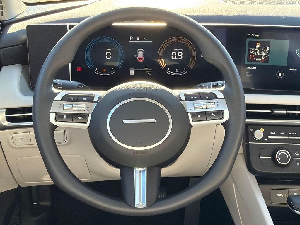 New 2026 Black Hyundai SE FWD image 23