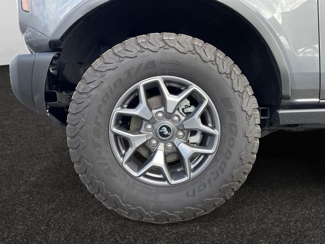 Used 2025 Gray Metallic Ford Badlands image 14