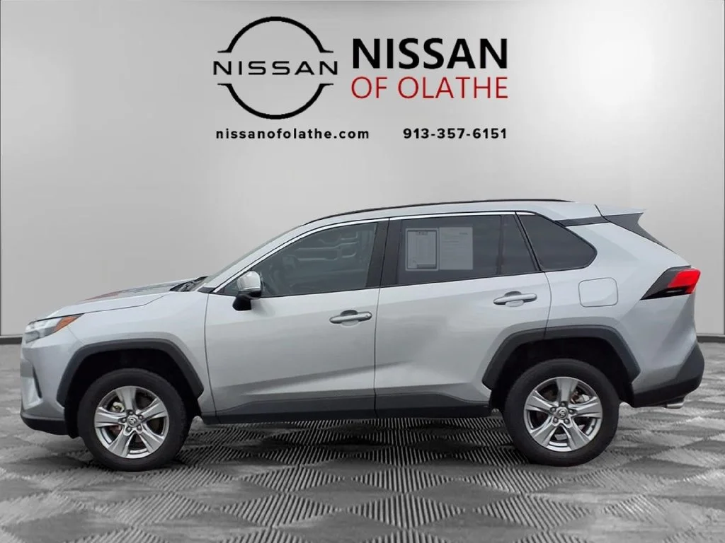 Certified Used 2025 Silver Toyota XLE image 25