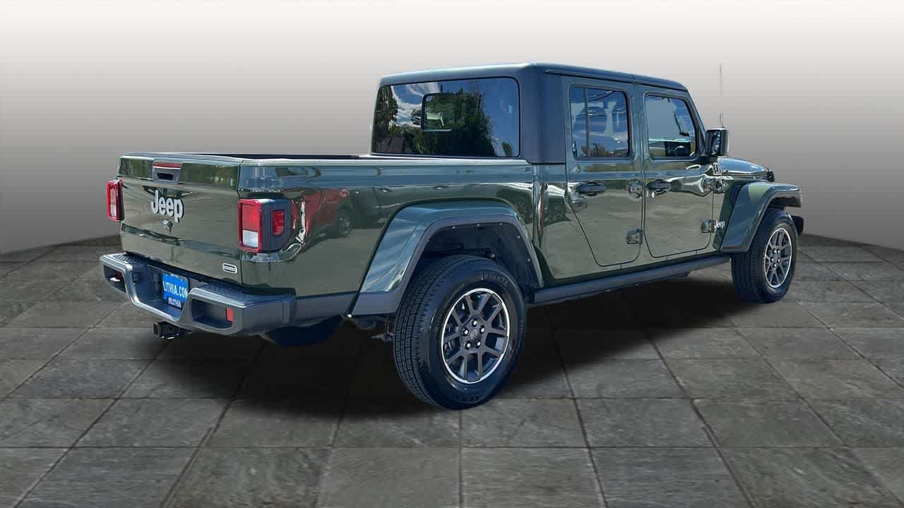 Used 2022 Sarge Green Clearcoat Jeep Overland image 5