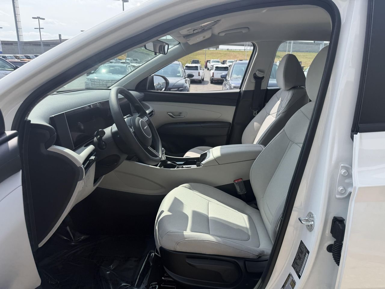 New 2026 White Pearl Hyundai SE AWD image 25