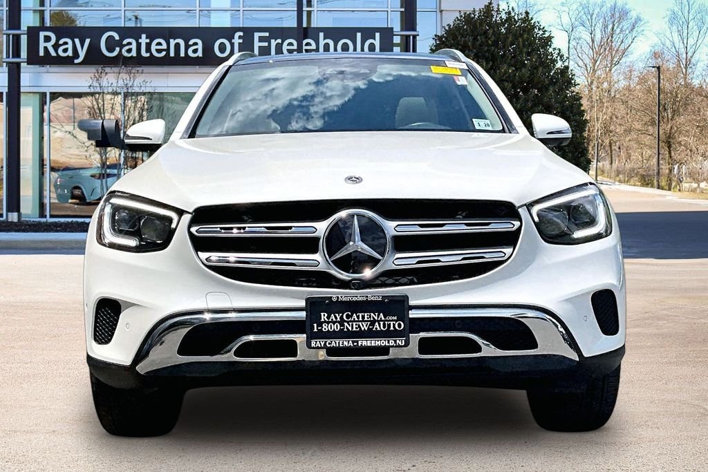 Certified Used 2021 White Mercedes-Benz GLC 300 image 3