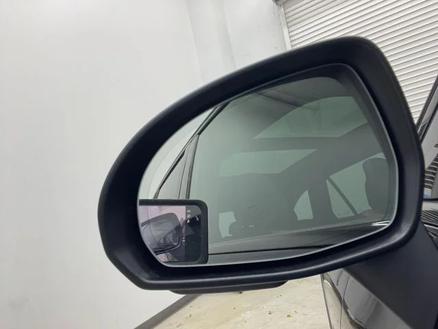 New 2027 Black Mercedes-Benz GLC 300 image 47