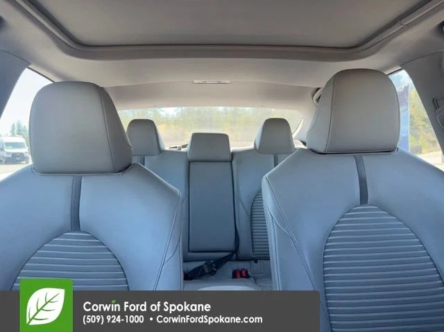 Used 2018 Ruby Flare Pearl Toyota SE image 32