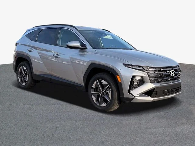 Used 2026 Silver Hyundai SEL image 4
