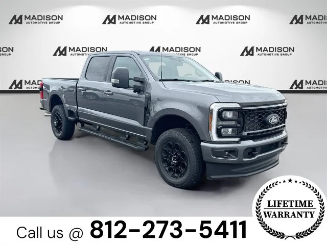New 2027 Gray Ford XLT image 3