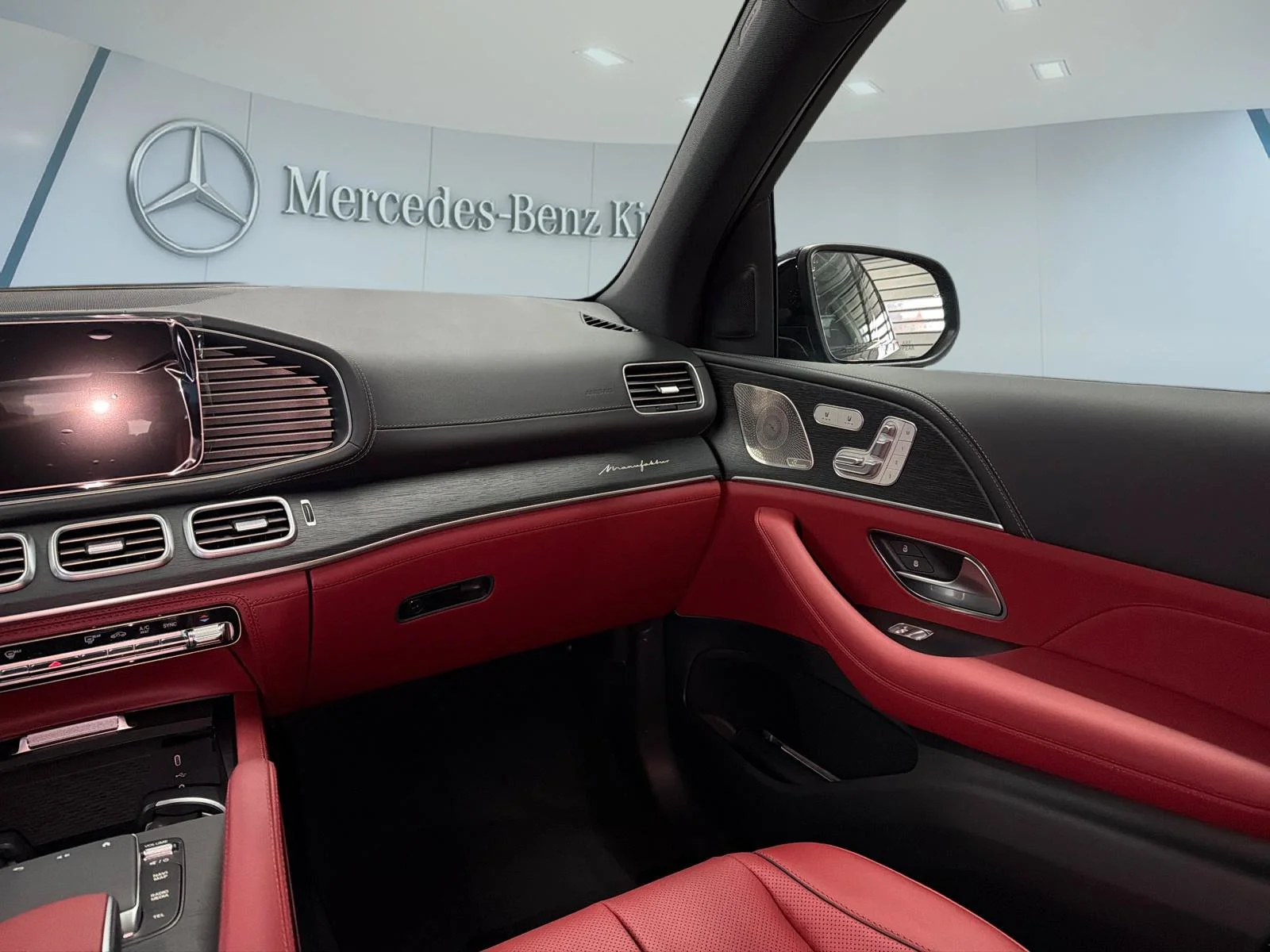New 2026 manufaktur paint manufaktur si Mercedes-Benz GLE 580 image 20