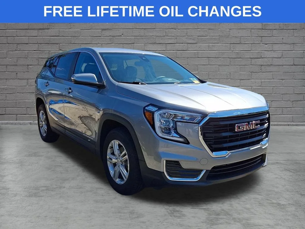 Used 2023 STERLING METALLIC GMC SLE image 1