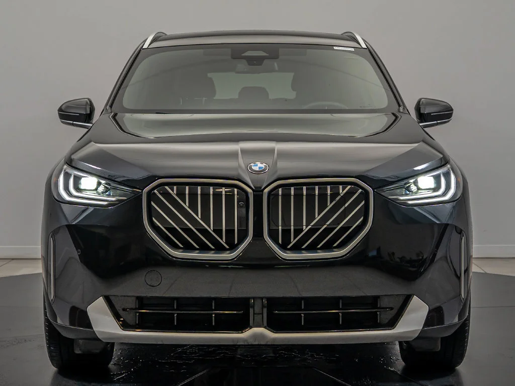 Certified Used 2025 Not Available BMW xDrive 30I image 2