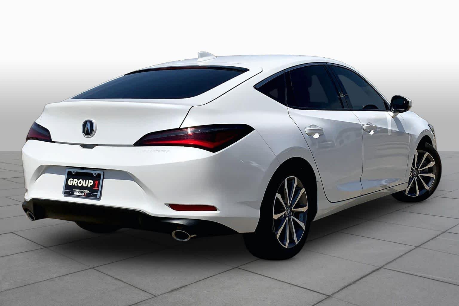 Used 2026 Platinum White Pearl Acura  image 13