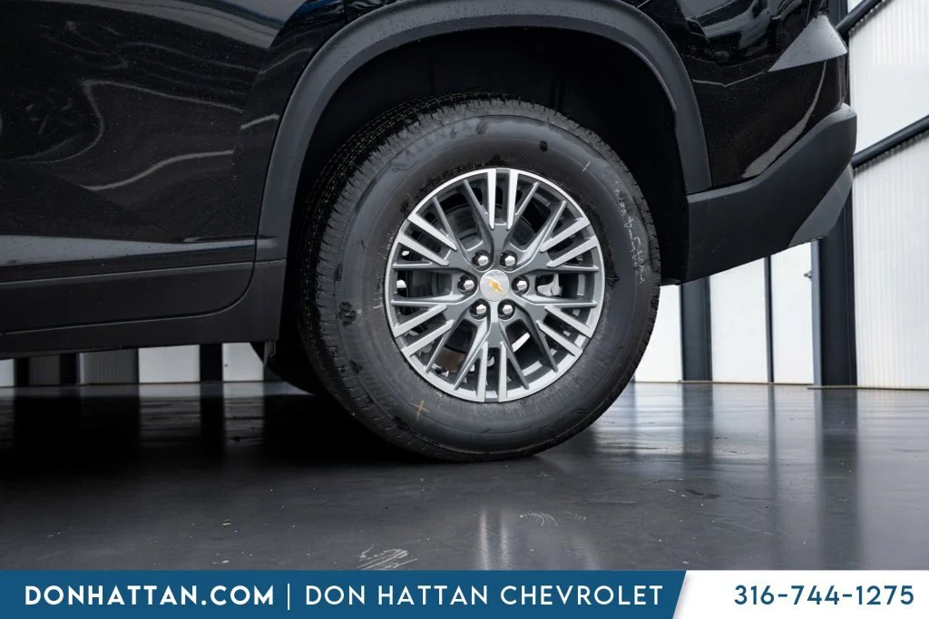 2027 Chevrolet Traverse LT - Photo 39
