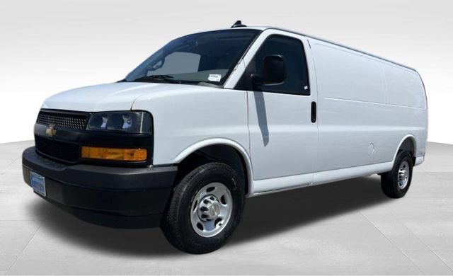 2025 Chevrolet Express Cargo