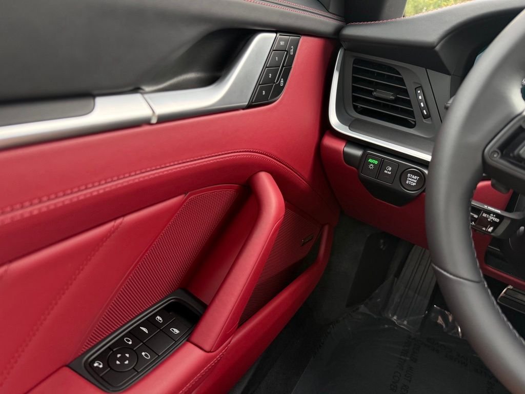 New 2026 GT Silver Metallic Porsche  image 19