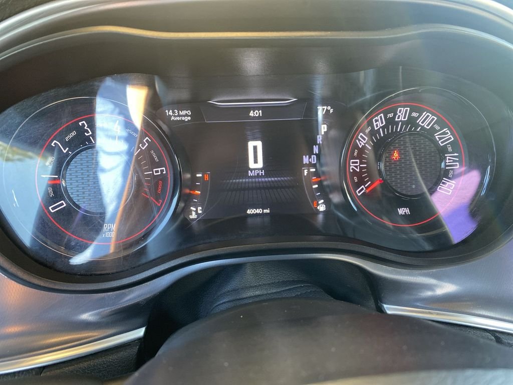Used 2021 F8 Green Dodge SXT image 12
