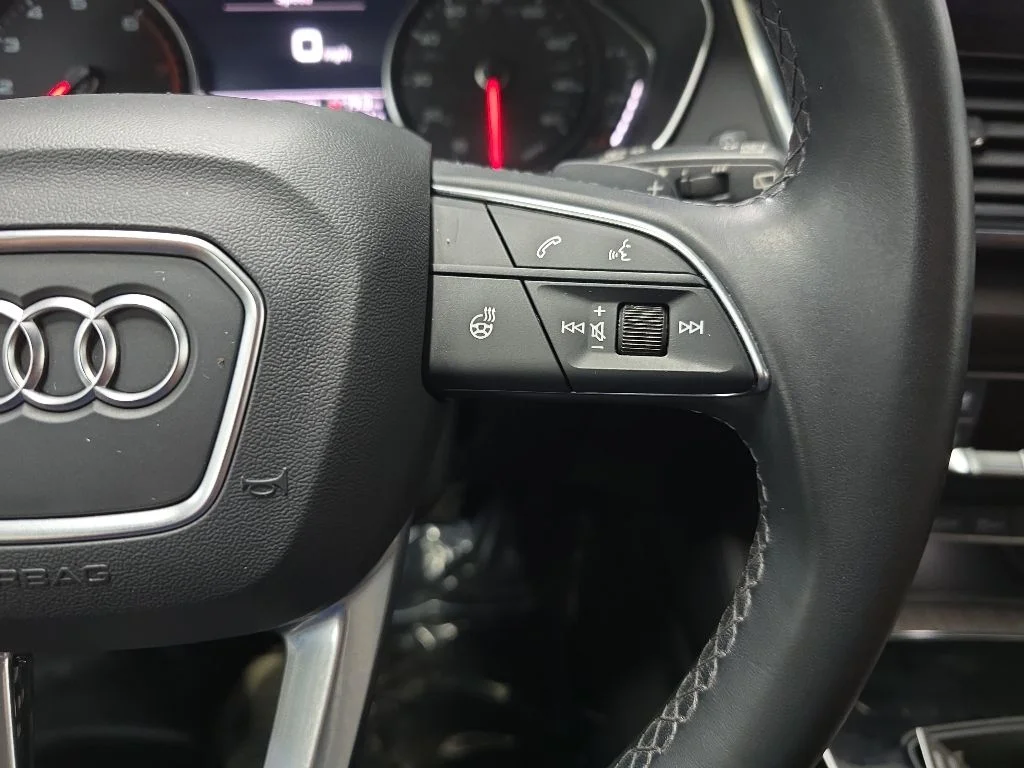 Used 2023 White Audi 40 Premium image 22
