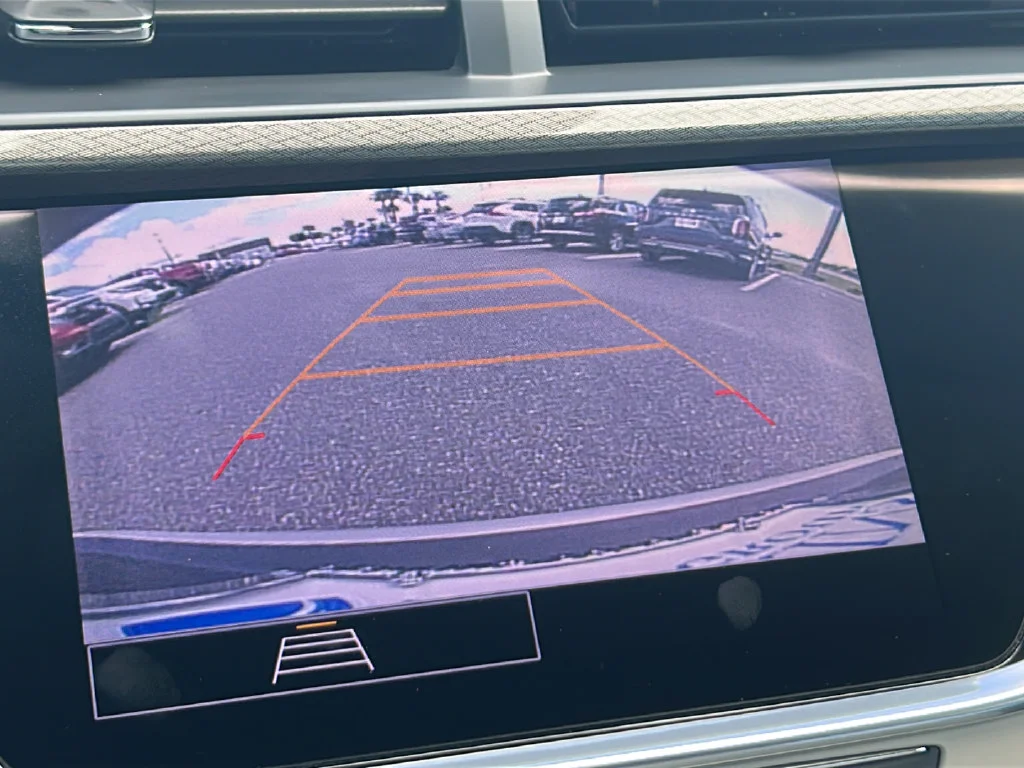 Used 2020 Blue Buick Preferred image 19