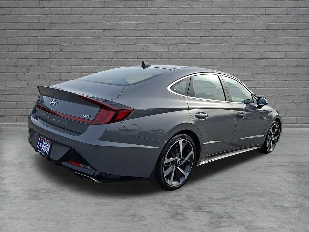 Used 2023 Hampton Gray Hyundai SEL Plus image 12