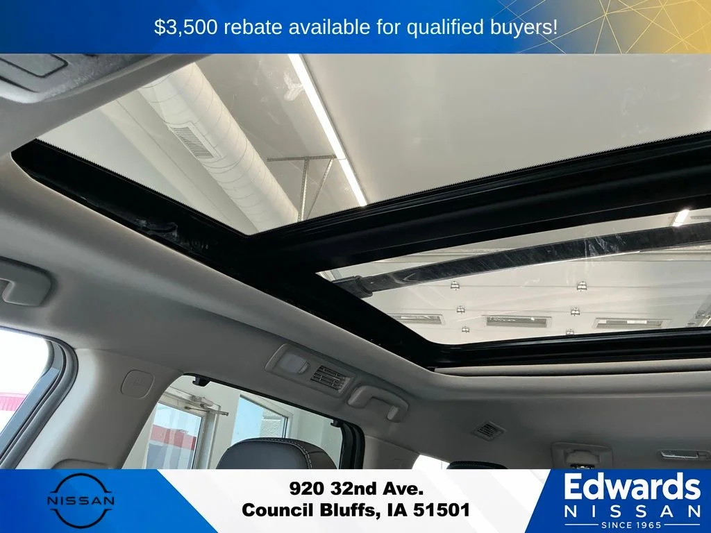 New 2026 Everest White Pearl TriCoat Nissan SL image 35