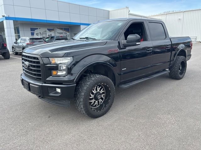 Used 2017 Ford F-150 Lariat with VIN 1FTEW1EG8HFC89069 for sale in Kansas City