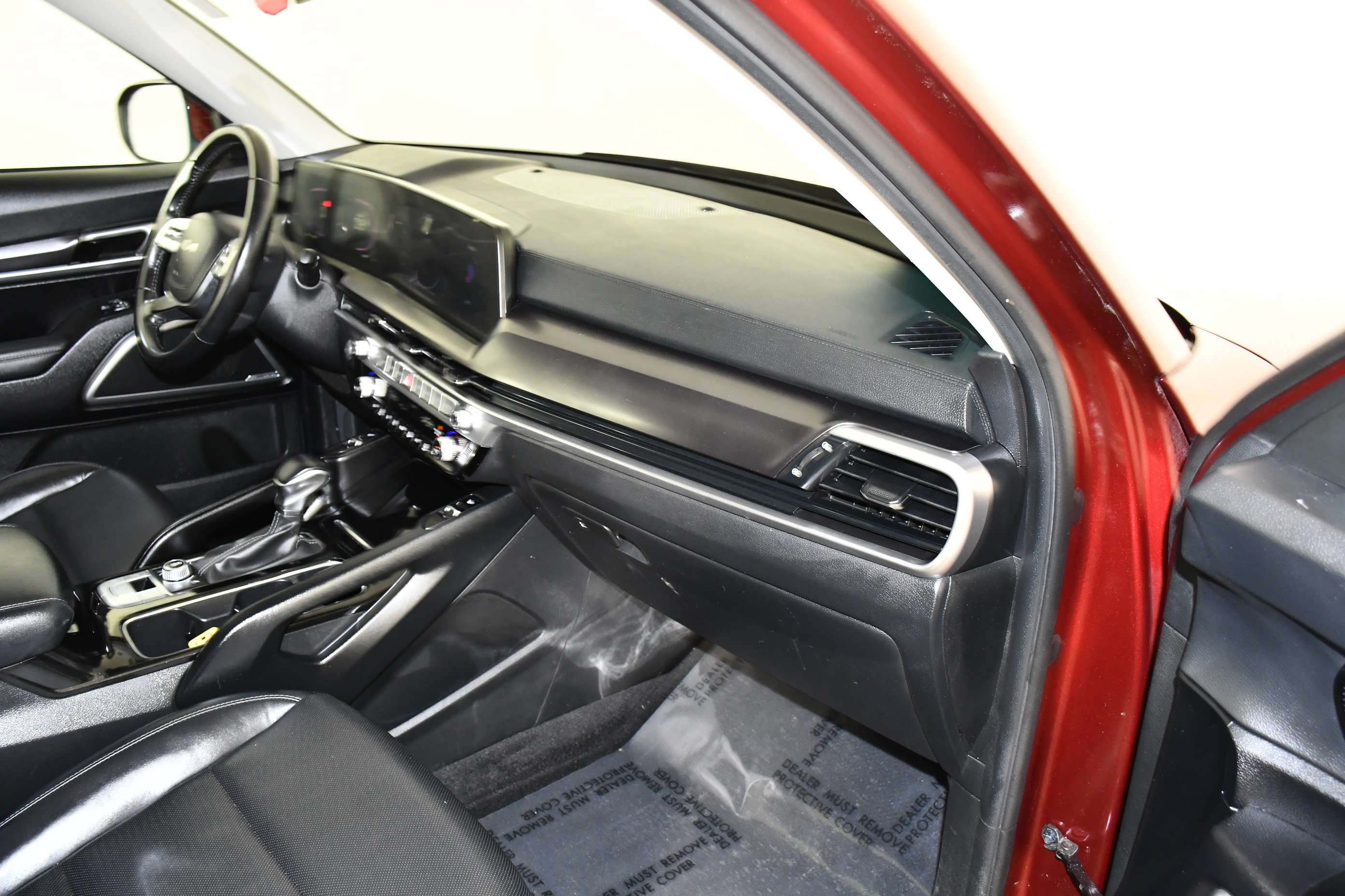 Used 2023 Dawning Red Kia S image 40